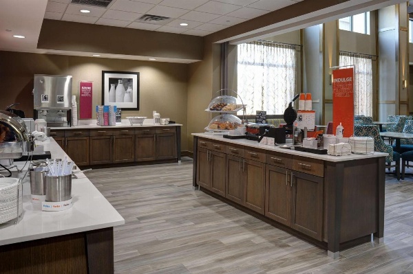 Hampton Inn By Hilton and Suites Ardmore, OK image 2