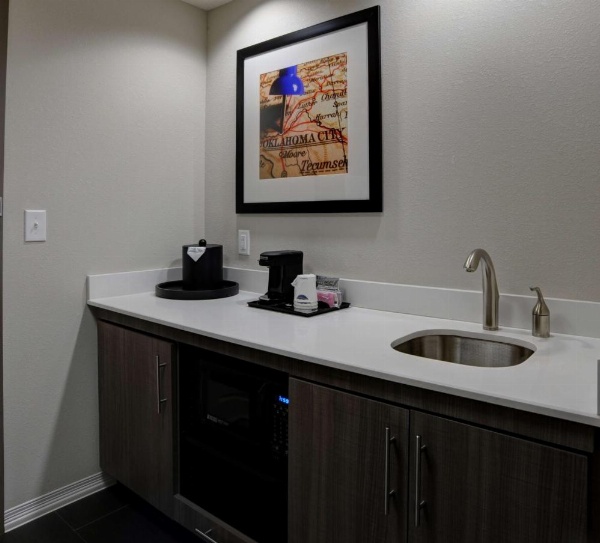 Hampton Inn By Hilton and Suites Ardmore, OK image 21